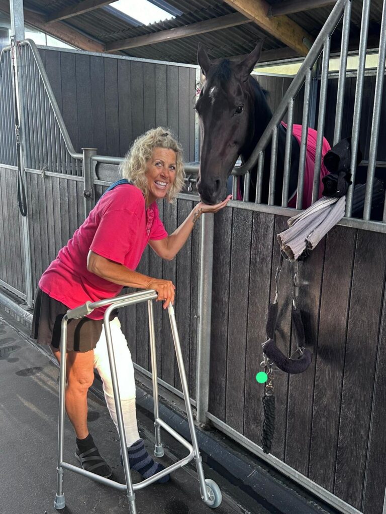 1b8af8c5 a21e 4135 9e90 b11c3581d885